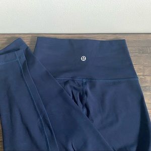 Navy Lululemon Wunder Under